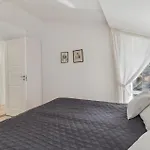 Prázdninový dům Gorgeous In With Kitchen *