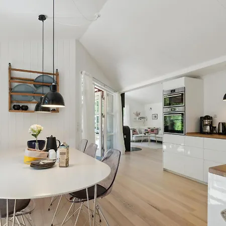 Gorgeous In With Kitchen Casa de Férias Neksø